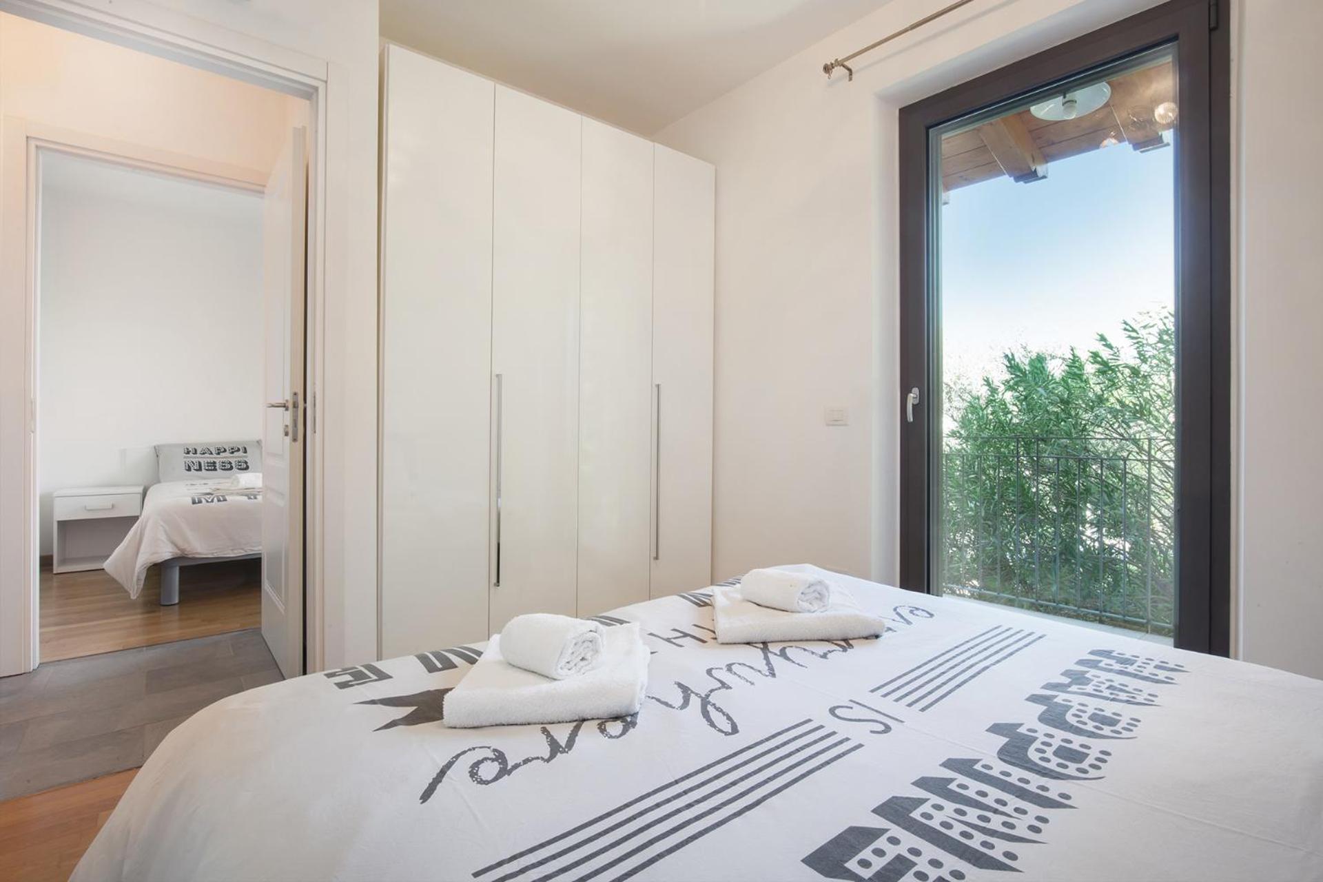 Villa Loncrino - Fine Living Torri Del Benaco Exterior photo
